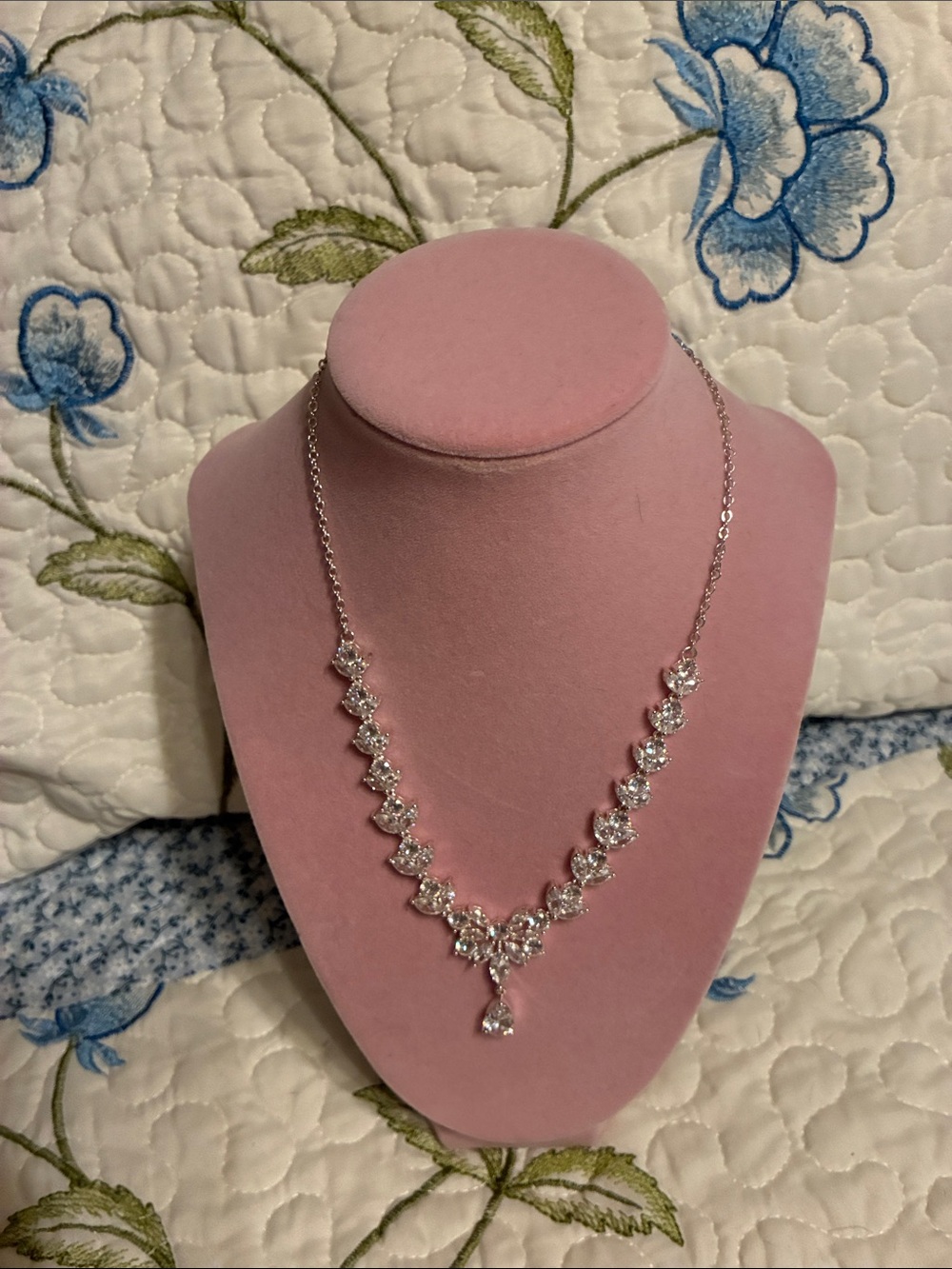 Silver Crystal Teardrop Necklace - Timeless Sparkle